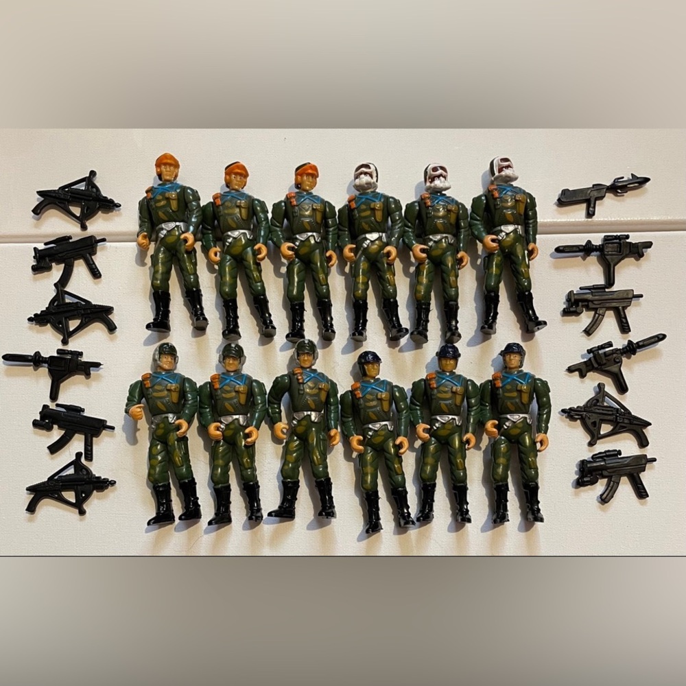 12 Desert Defender Action Figures (SGI, Sungold MFG. CO) 1980s. 4” G.I Joe Toys
